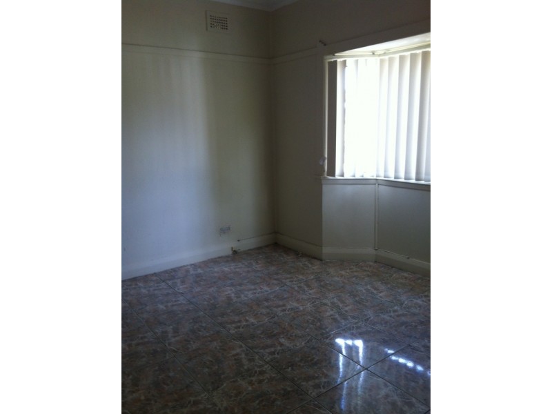 94 Renown Avenue, Wiley Park NSW 2195