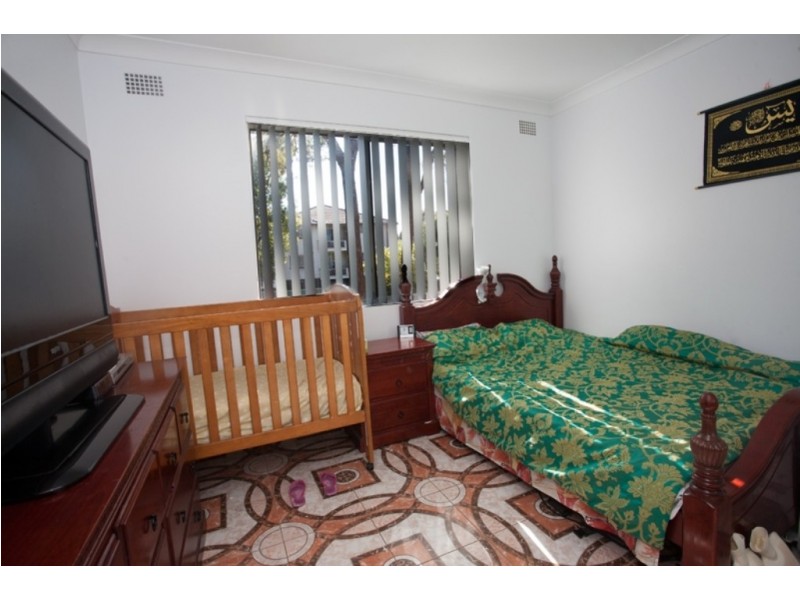 1/40 Hampden Street, Lakemba NSW 2195