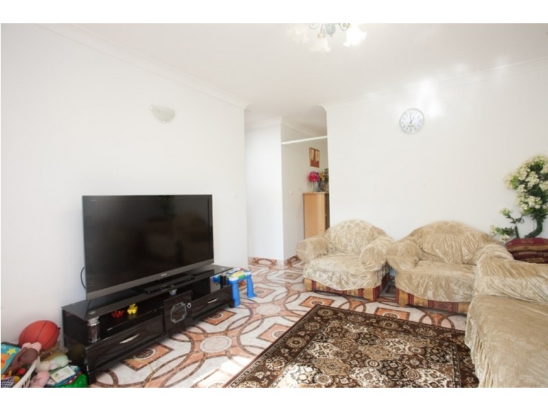 1/40 Hampden Street, Lakemba NSW 2195