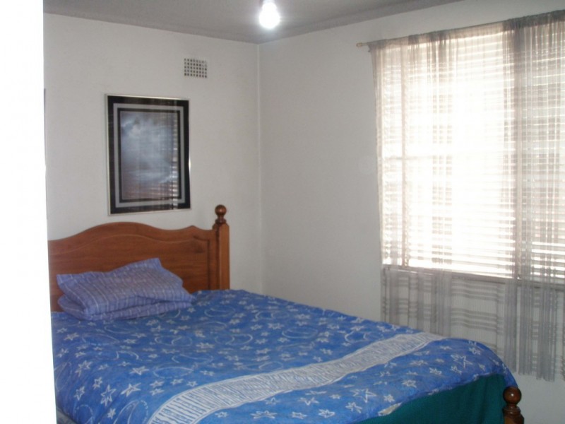 2/77 Denman Avenue, Wiley Park NSW 2195