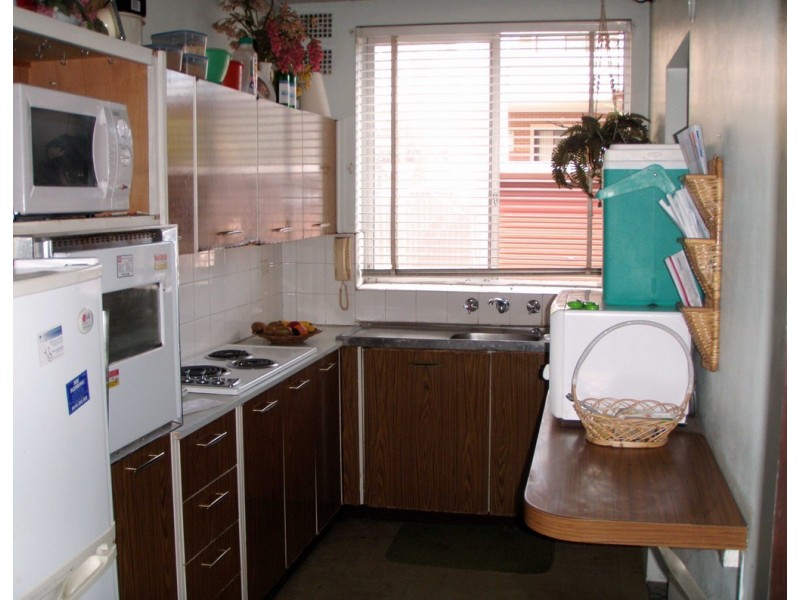 2/77 Denman Avenue, Wiley Park NSW 2195