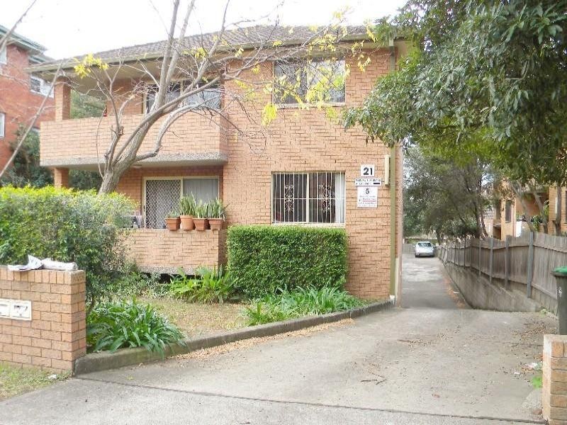 2/21 Fairmount Street, Lakemba NSW 2195