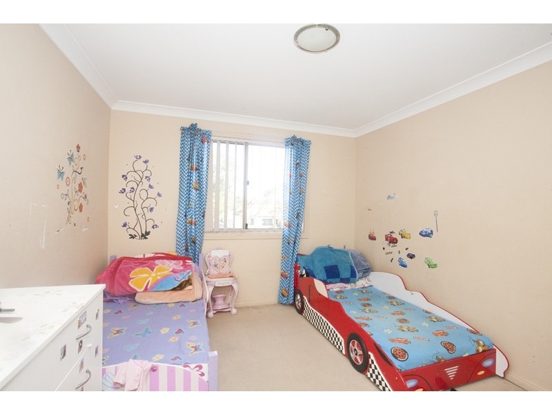 8 Rawson Road, Greenacre NSW 2190