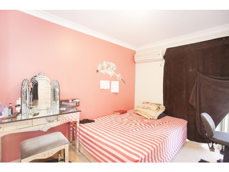 8 Rawson Road, Greenacre NSW 2190