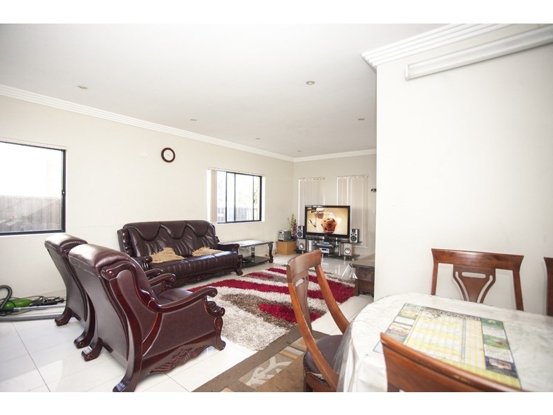 2/56 VICTORIA RD, Punchbowl NSW 2196
