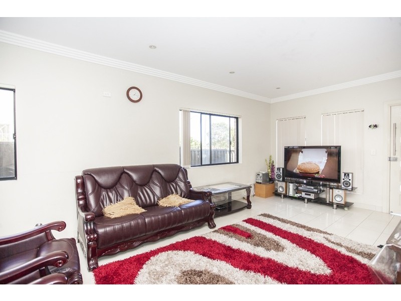 2/56 VICTORIA RD, Punchbowl NSW 2196