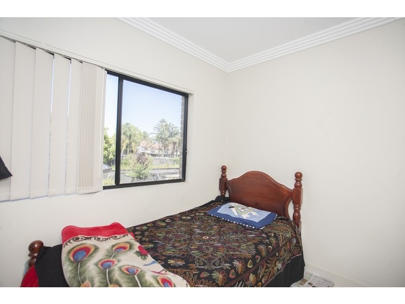 2/56 VICTORIA RD, Punchbowl NSW 2196