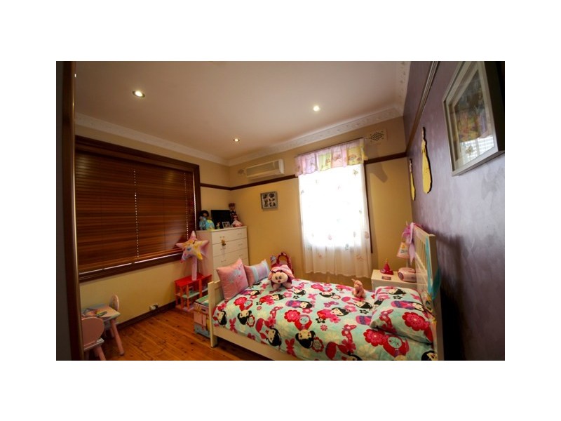 31 NOBLE AVENUE, Punchbowl NSW 2196