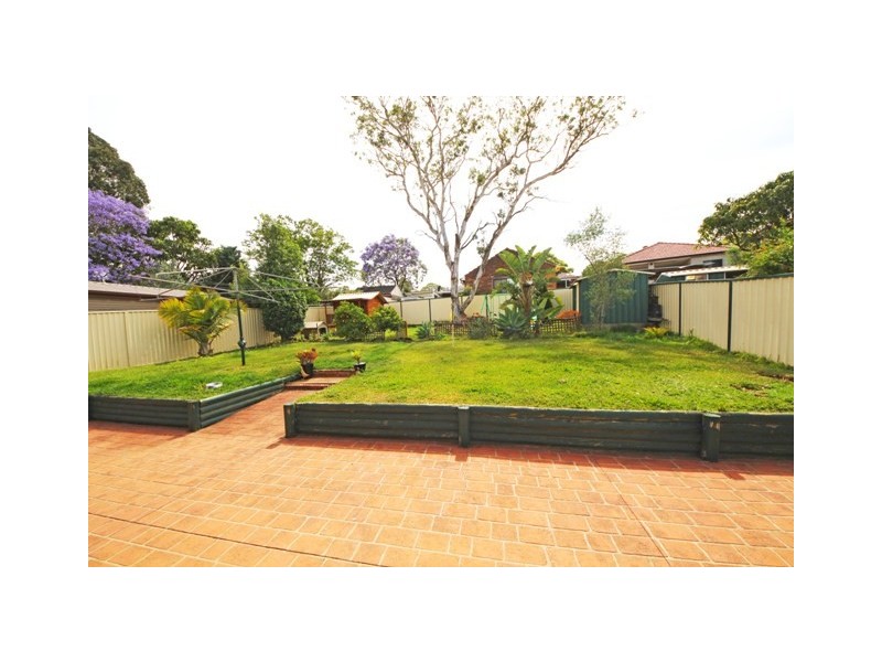 31 NOBLE AVENUE, Punchbowl NSW 2196