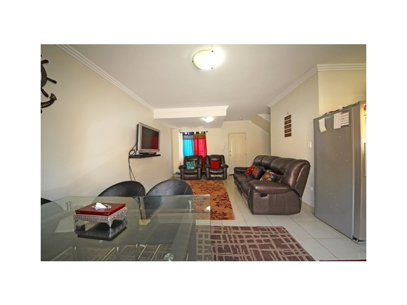 6/46-48 Matthews St, Punchbowl NSW 2196
