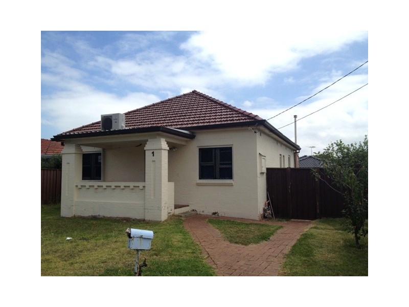 1 Stephenson Street, Roselands NSW 2196