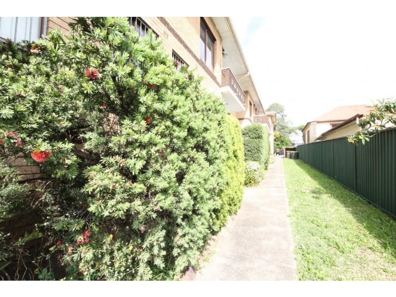 10/1 yerrick road, Lakemba NSW 2195