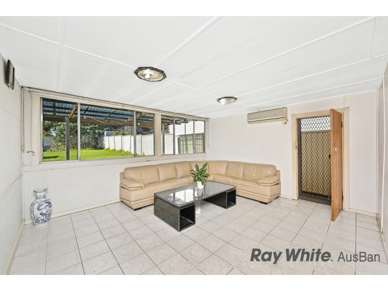 53 MCCOURT ST, Wiley Park NSW 2195