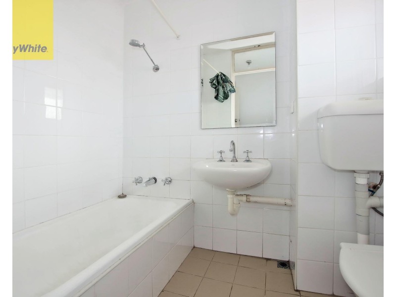 Unit 11/10 Renown Avenue, Wiley Park NSW 2195