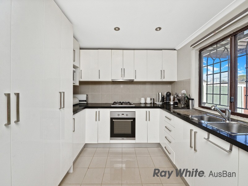 4 NOCKOLDS AVENUE, Punchbowl NSW 2196