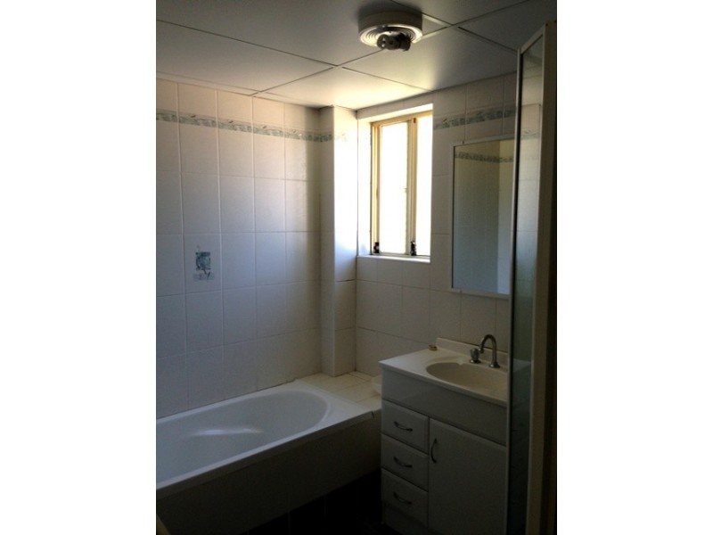 8/71-73 Railway Pde, Lakemba NSW 2195