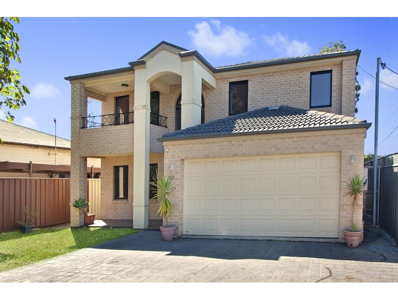 52 LUDGATE STREET, Roselands NSW 2196