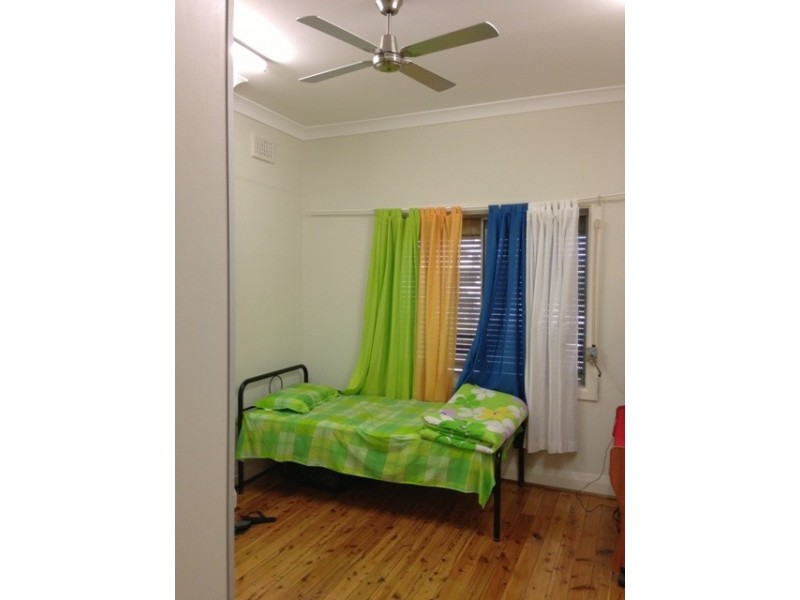 26 Second Av, Campsie NSW 2194