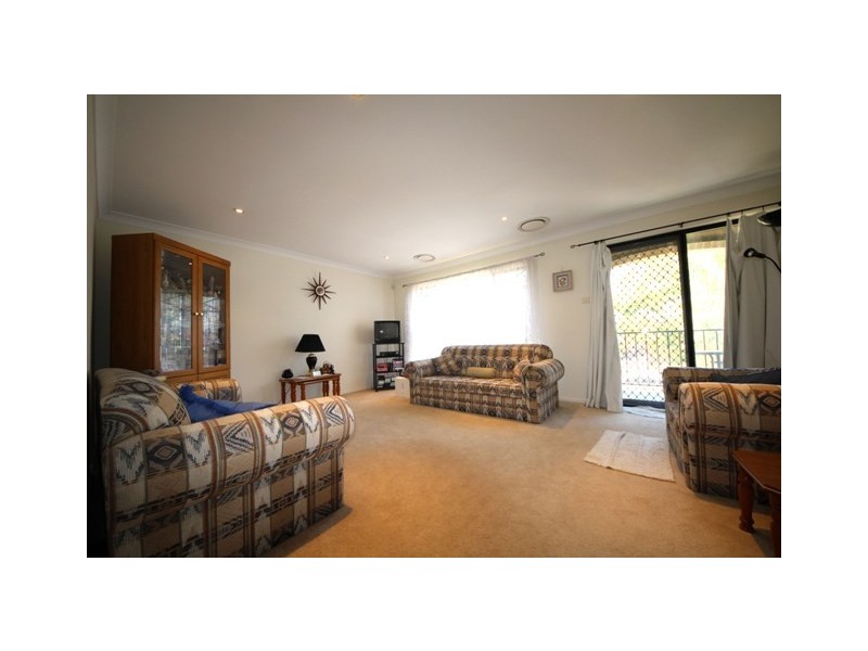 2 LILAC ST, Punchbowl NSW 2196