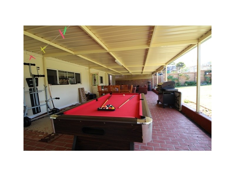 187 Wangee Rd, Greenacre NSW 2190