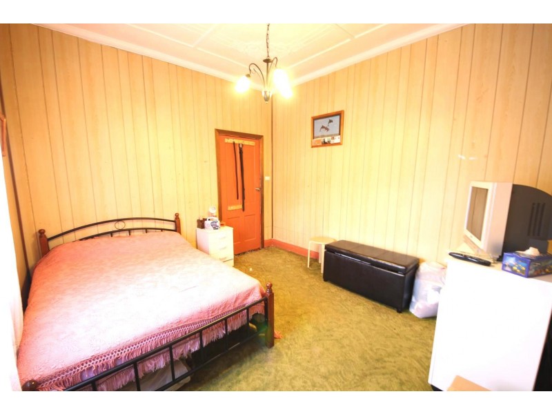 121 Dennis St, Lakemba NSW 2195