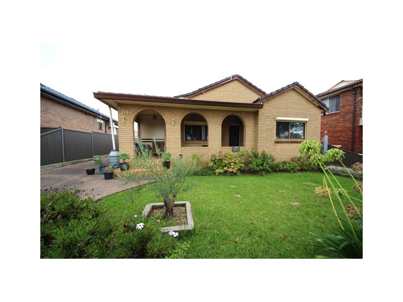 84 ACACIA AV, Punchbowl NSW 2196
