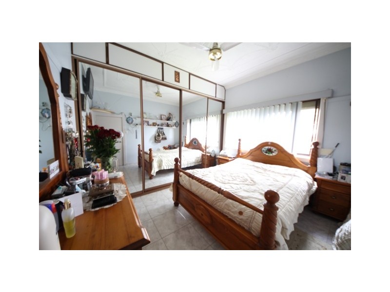 84 ACACIA AV, Punchbowl NSW 2196