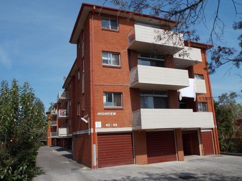 2/42 Fairmount Street, Lakemba NSW 2195