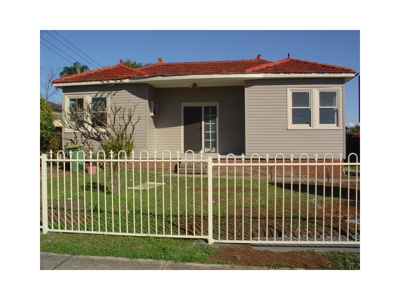 6 EDENSOR ROAD, Cabramatta West NSW 2166
