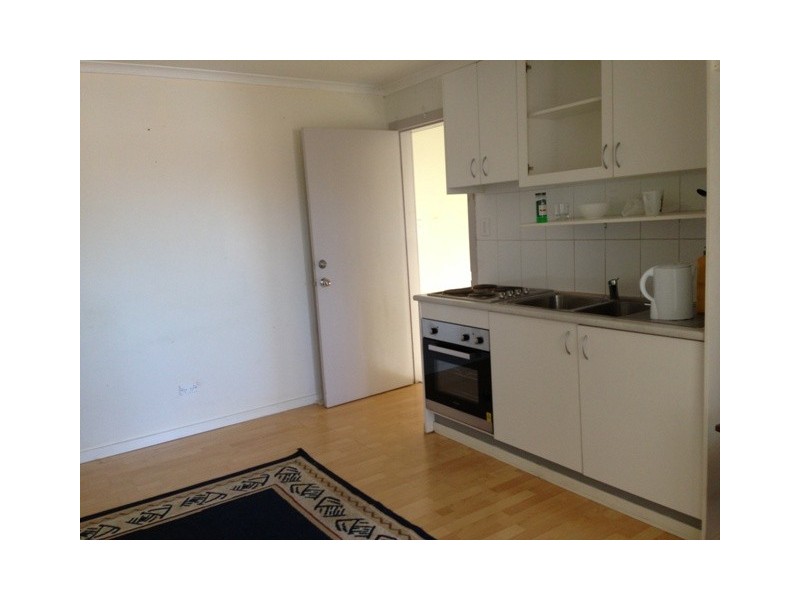 69 B Defoe St, Wiley Park NSW 2195