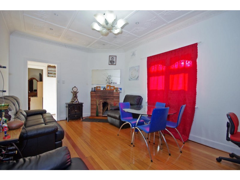 4 Northcote Street, Canterbury NSW 2193