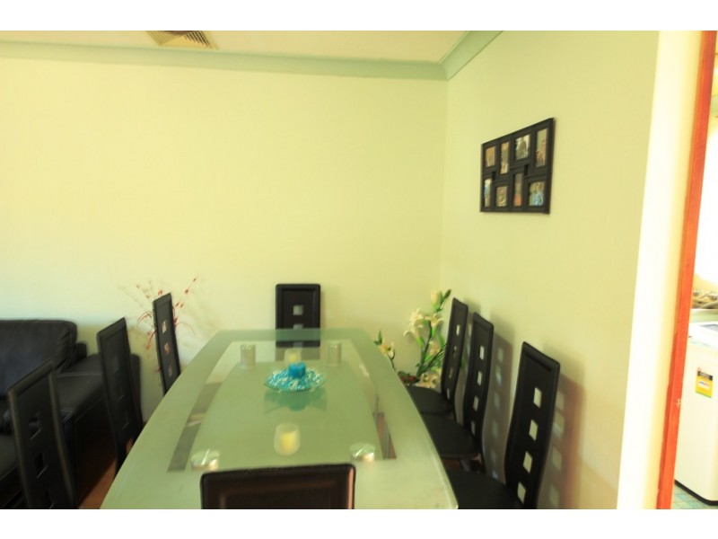 4/27 Myee Road, Macquarie Fields NSW 2564