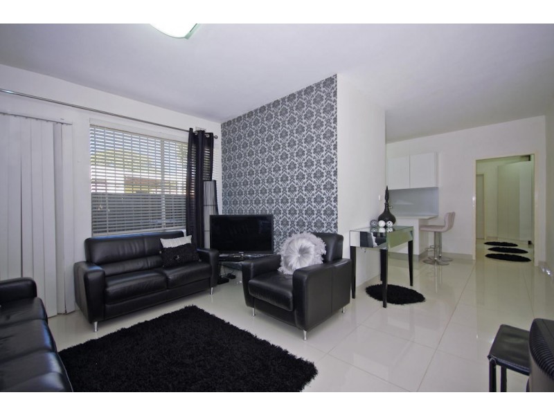 2/8 Hillard St, Wiley Park NSW 2195