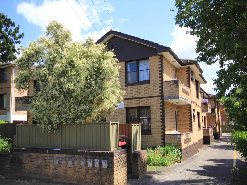 12/15-17 Perry St, Campsie NSW 2194