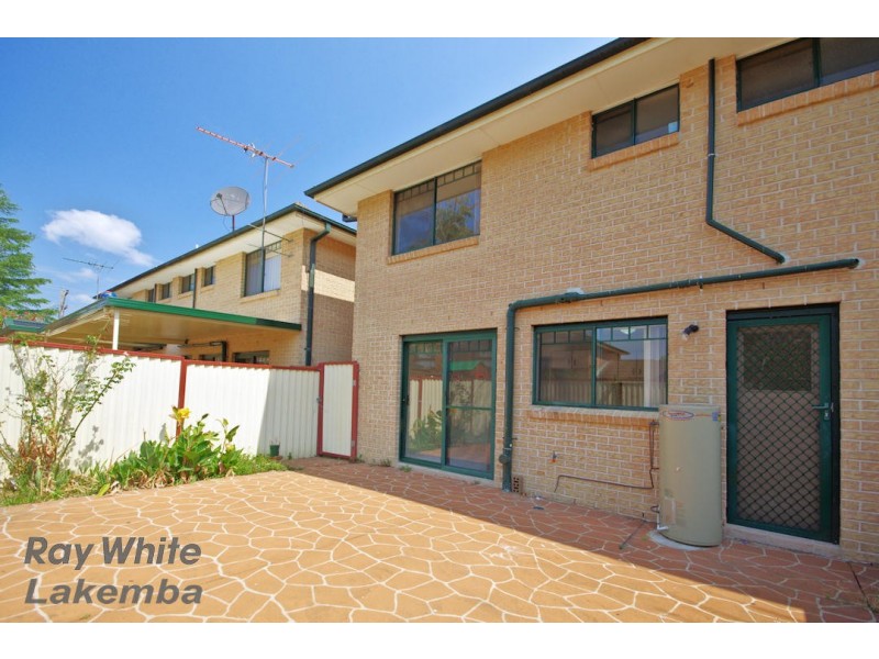 4/31 Myee Rd, Macquarie Fields NSW 2564