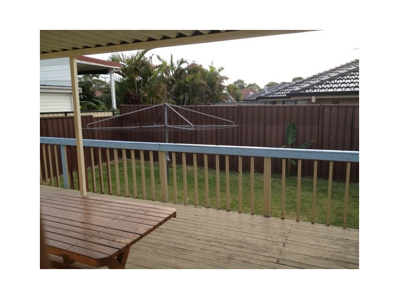 1 STEPHENSON ST, Roselands NSW 2196