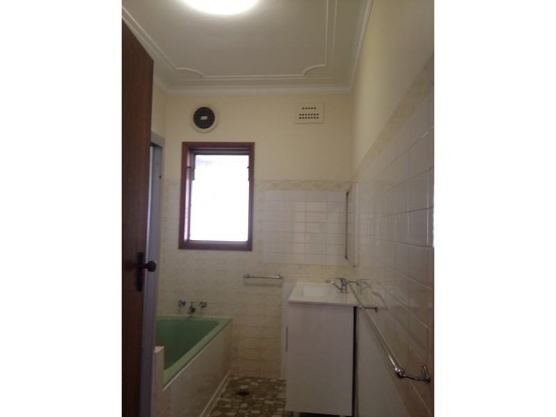 3 STACEY ST, Bankstown NSW 2200