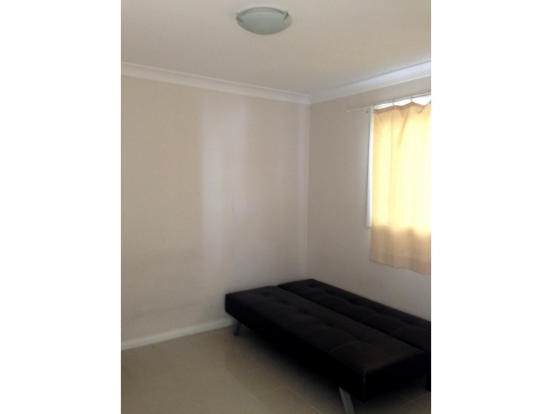 18 Vivienne AV, Lakemba NSW 2195