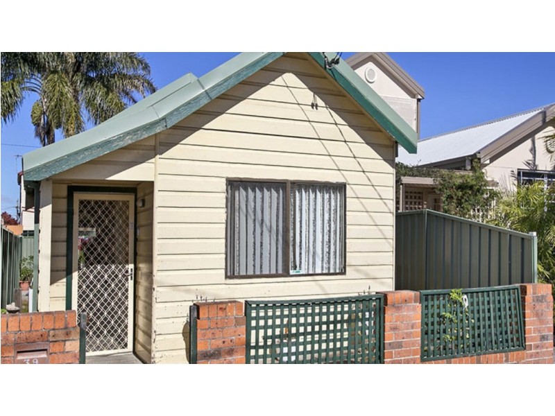 39 Garden Street, Eastlakes NSW 2018