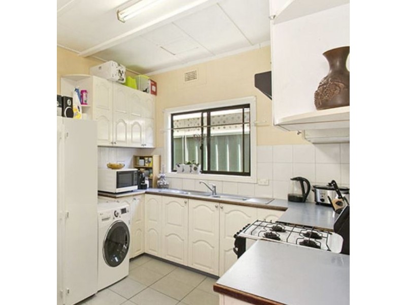 39 Garden Street, Eastlakes NSW 2018