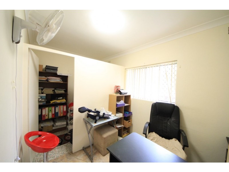 1/48-50 Hampden Road, Lakemba NSW 2195