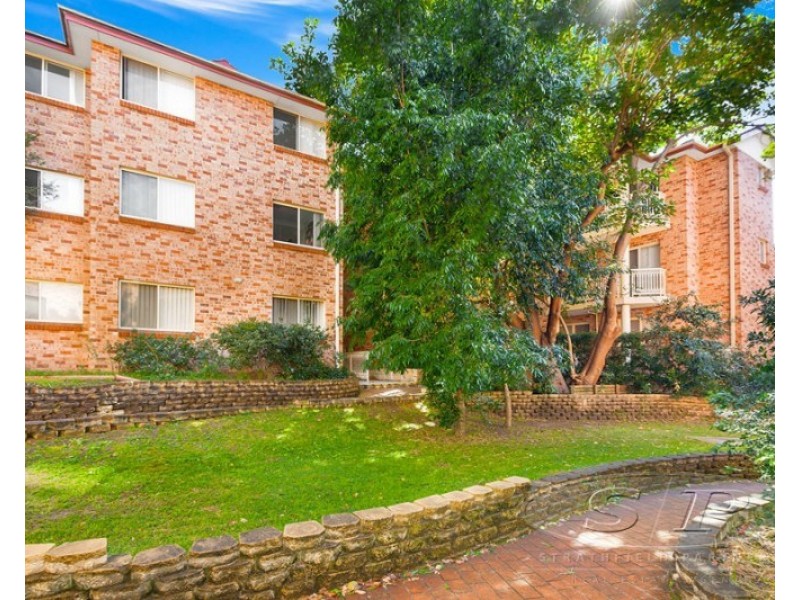 8/75 Cairds Av, Bankstown NSW 2200
