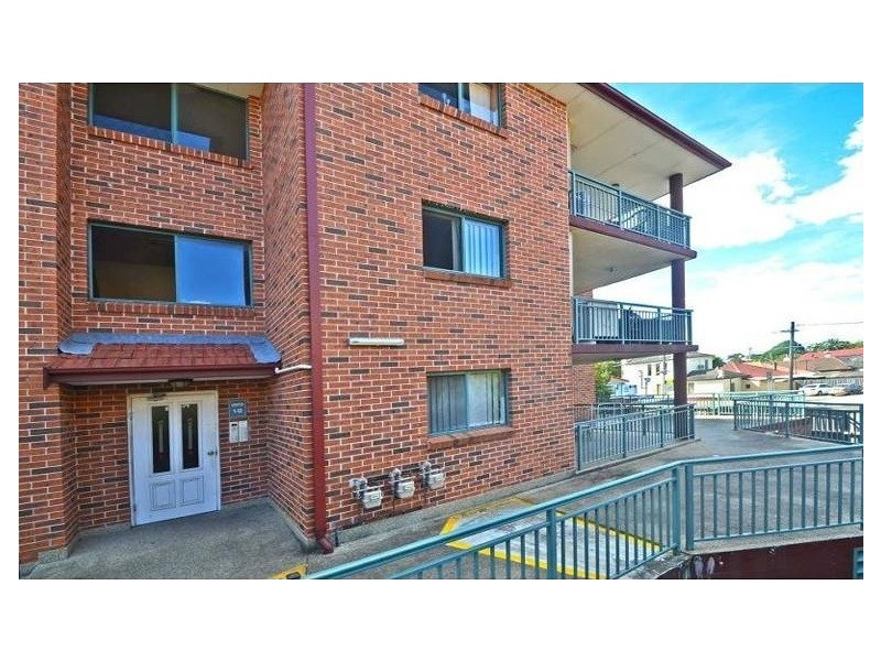 4/365 Hume Highway, Bankstown NSW 2200