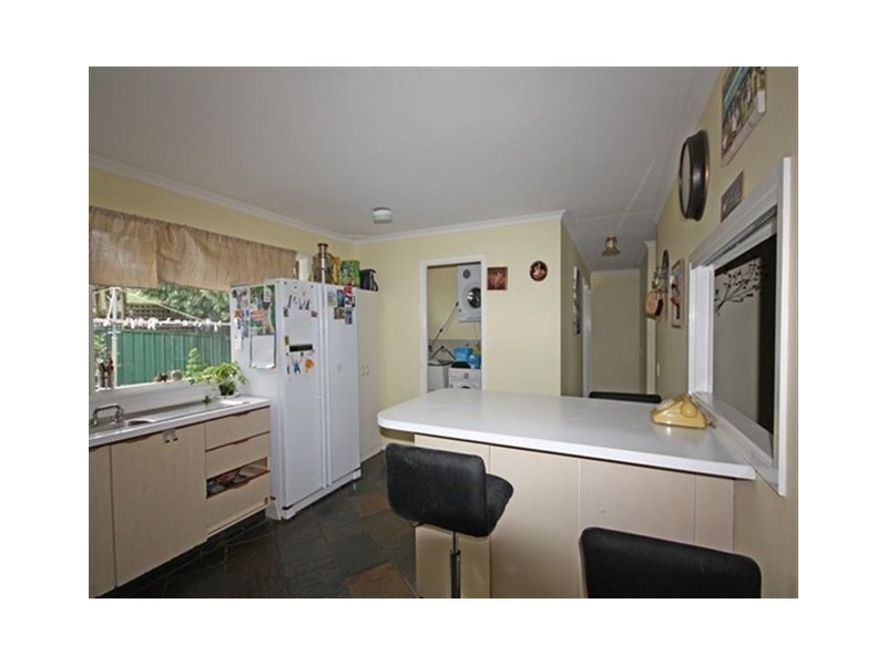 2 NELL PLACE, Ambarvale NSW 2560