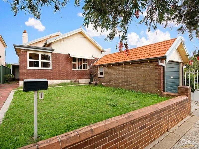 1 NORTHCOTE STREET, Canterbury NSW 2193