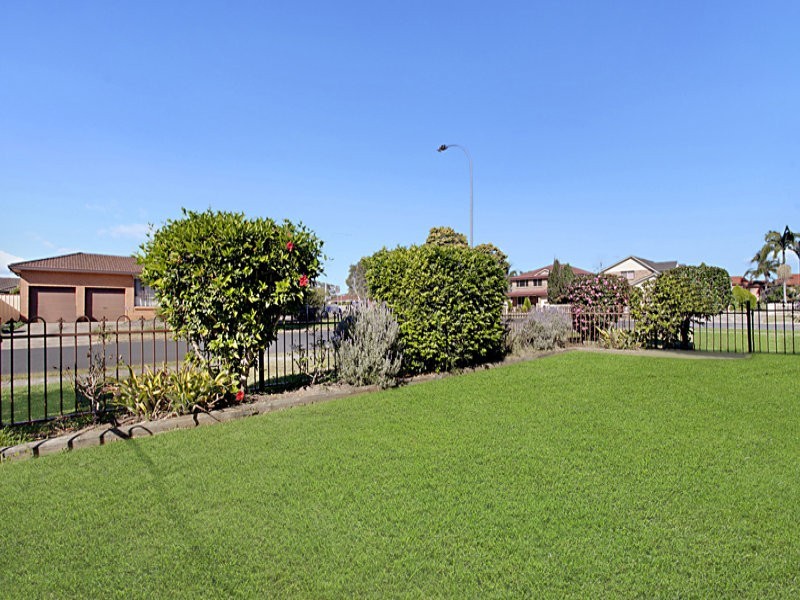 2/23 Bronzewing Street, Ingleburn NSW 2565