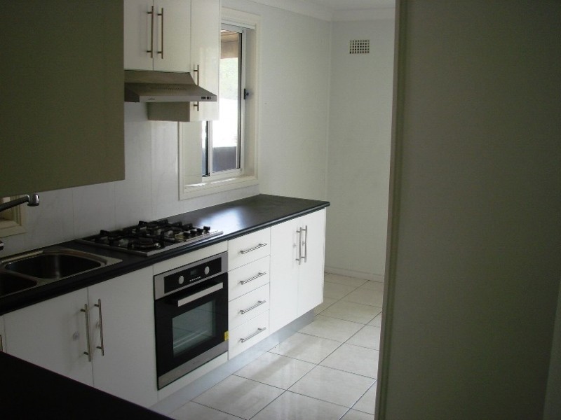 30 Charter Street, Sadleir NSW 2168