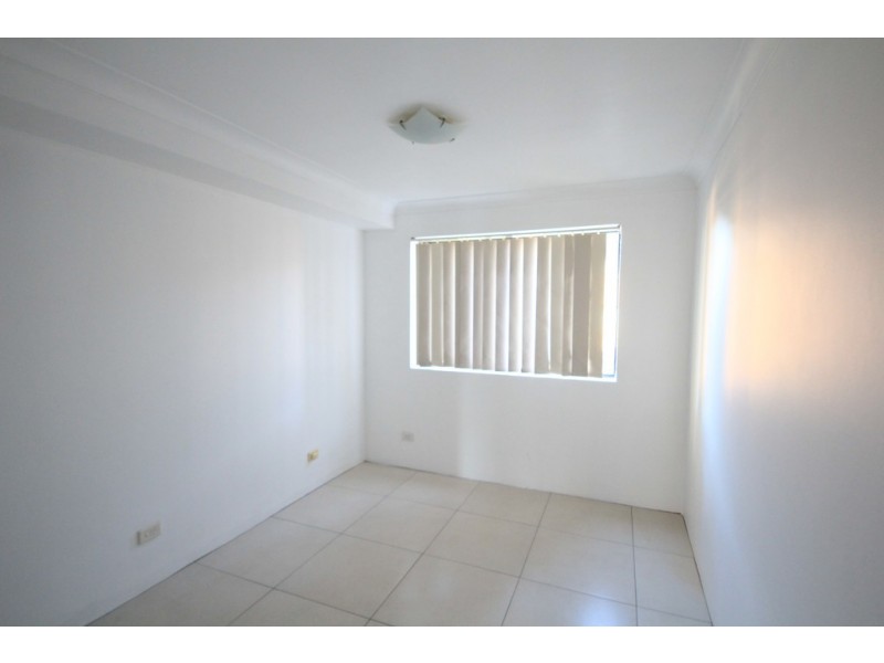9/41 Cairds Avenue, Bankstown NSW 2200