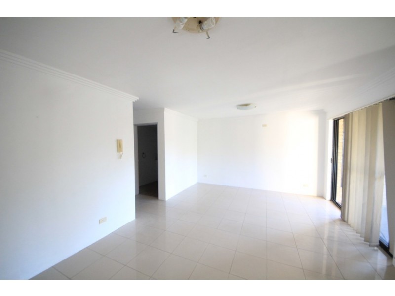 9/41 Cairds Avenue, Bankstown NSW 2200
