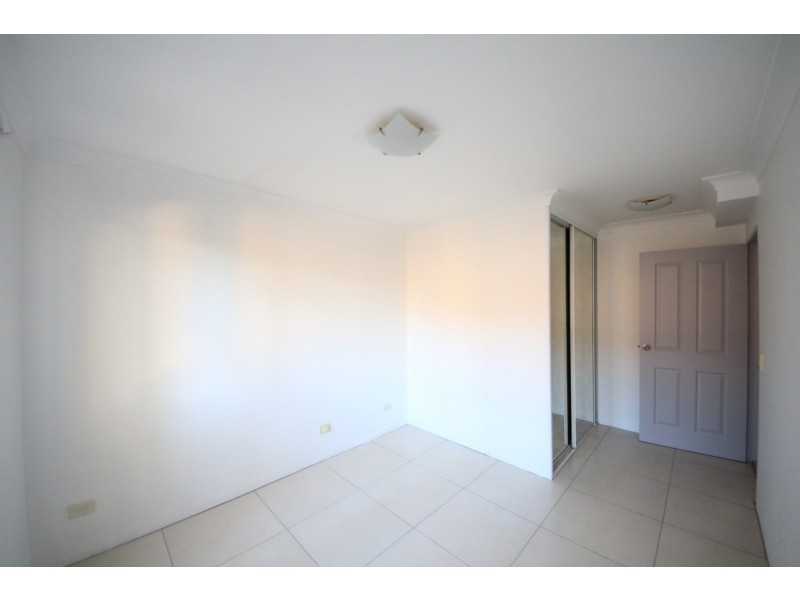 9/41 Cairds Avenue, Bankstown NSW 2200